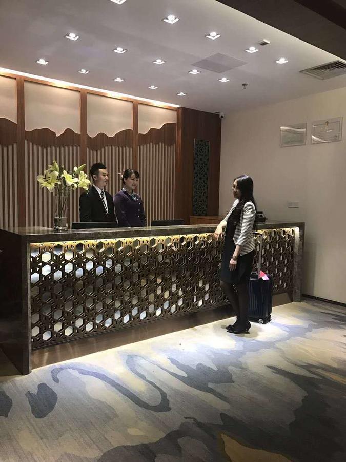 Huaqiang Novlion Hotel 仏山市 エクステリア 写真